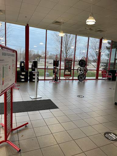 Tire Shop «Discount Tire Store - Blaine, MN», reviews and photos, 9450 Baltimore St NE, Blaine, MN 55449, USA