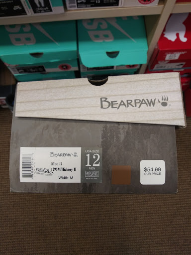 Shoe Store «Famous Footwear», reviews and photos, 2207 E Semoran Blvd, Apopka, FL 32703, USA