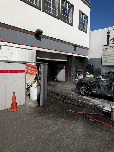 Car Wash «Divisadero Touchless Car Wash», reviews and photos, 444 Divisadero St, San Francisco, CA 94117, USA