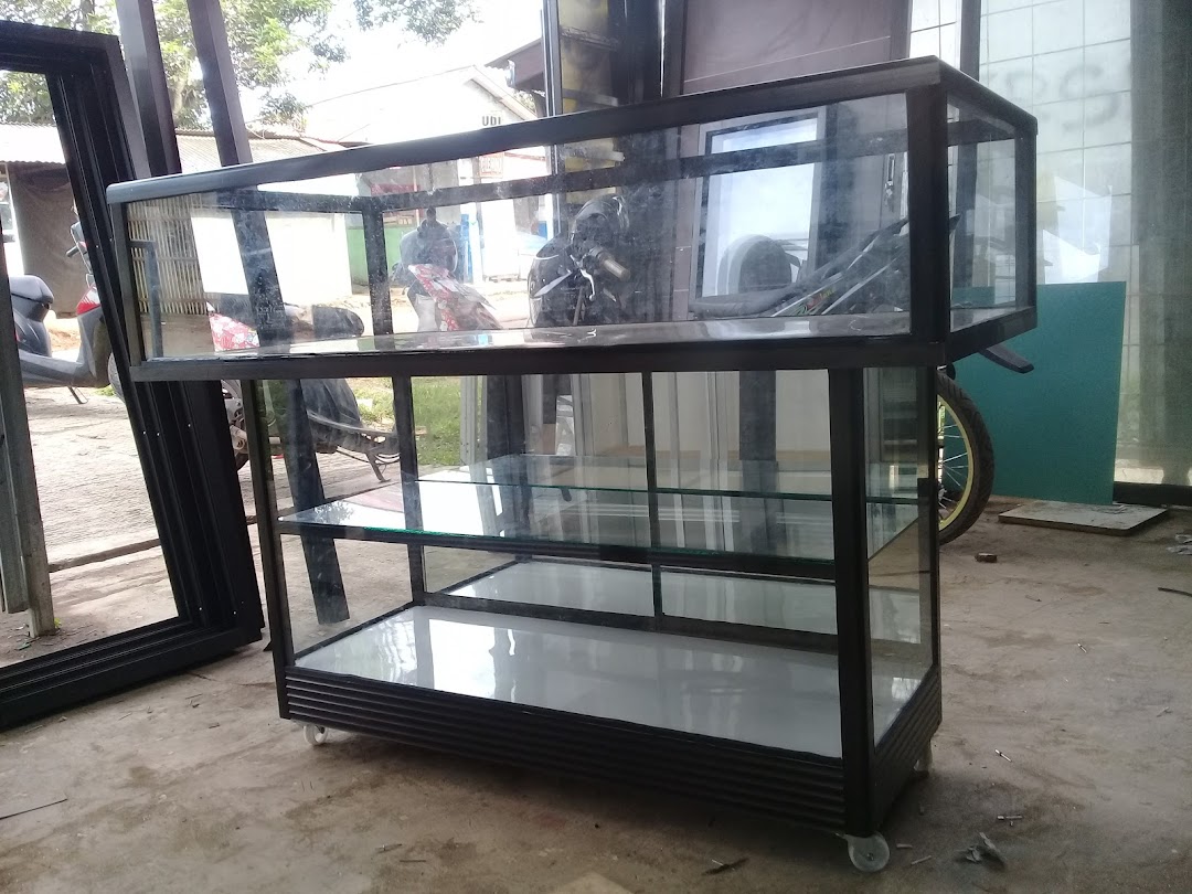 Toko Kaca & Aluminium Glassindo Putra Pratama