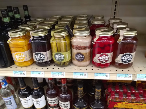 Grocery Store «Andover Sparkle Market», reviews and photos, 97 Public Sq, Andover, OH 44003, USA