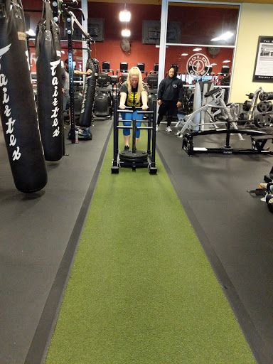 Golds Gym image
