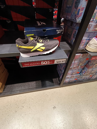 Shoe Store «Reebok Outlet», reviews and photos, 6974 Gateway Blvd E, El Paso, TX 79915, USA