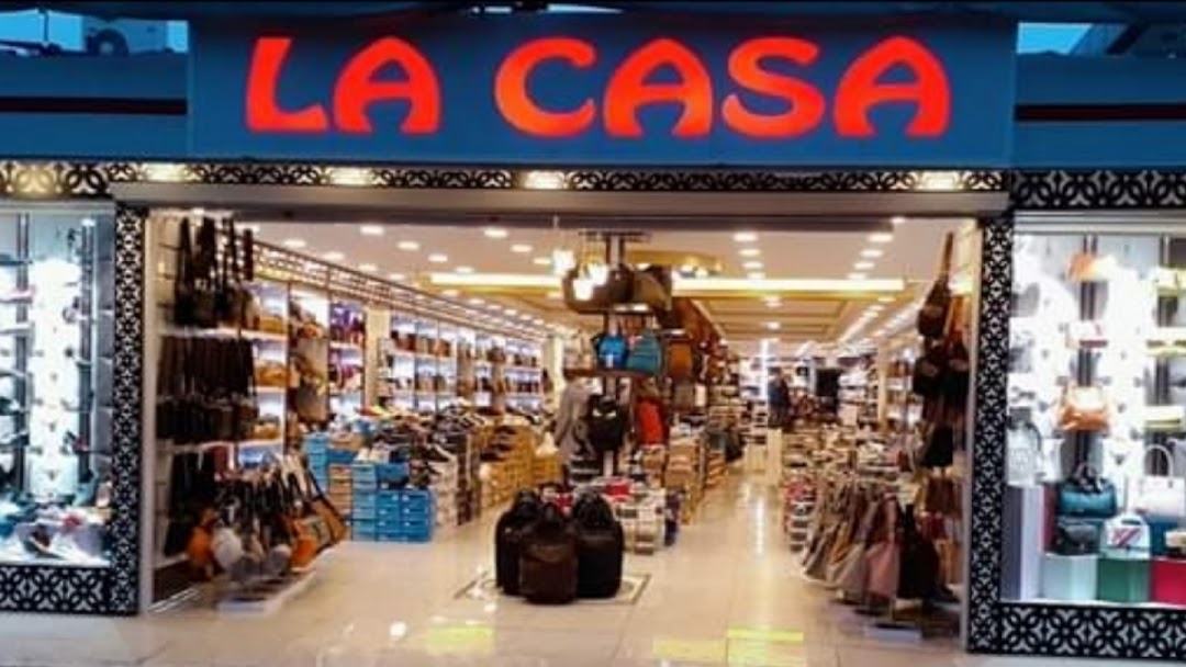 LA CASA Luxury Bags & Shoes