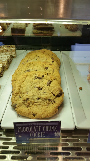 Coffee Shop «The Coffee Bean & Tea Leaf», reviews and photos, 4925 E 2nd St, Long Beach, CA 90803, USA