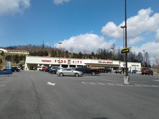 Supermarket «Food City», reviews and photos, 1135 Claypool Hill Mall Rd, Cedar Bluff, VA 24609, USA