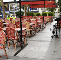 Atmosphère du Restaurant La Terrasse des Métiers à Paris - n°16