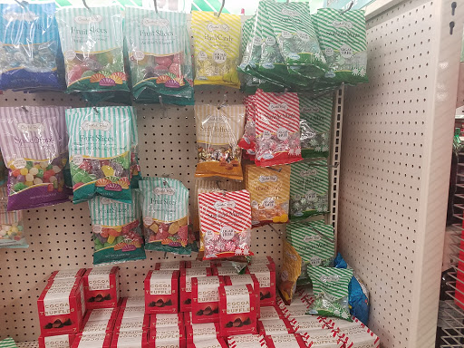 Dollar Store «Dollar Tree», reviews and photos, 35 Talcottville Rd #26, Vernon, CT 06066, USA