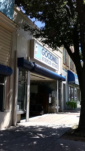 Thrift Store «Goodwill Industries of the Chesapeake, Inc.», reviews and photos