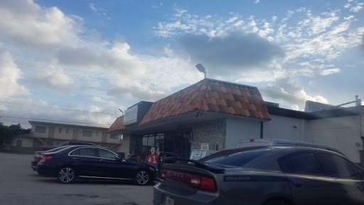 Convenience Store «Downstairs», reviews and photos, 5665 NW 36th St, Miami Springs, FL 33166, USA