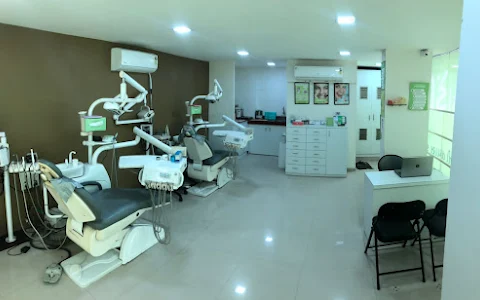 Sabka dentist - Motera (Ahmedabad) image