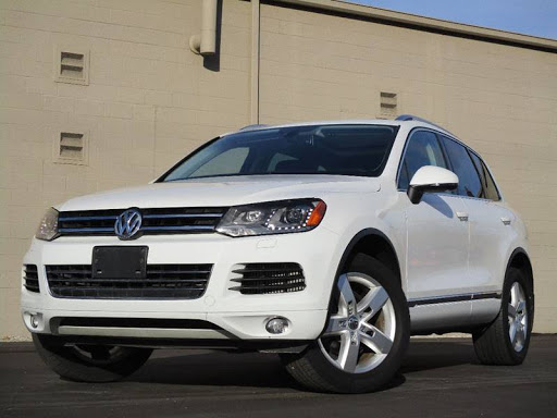 Auto Repair Shop «Autohaus Service and Sales», reviews and photos, 4411 Delemere Blvd, Royal Oak, MI 48073, USA