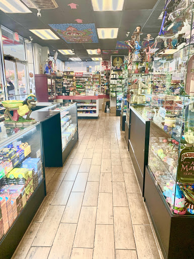 Tobacco Shop «407 Smoke Shop», reviews and photos, 4316 Curry Ford Rd, Orlando, FL 32806, USA