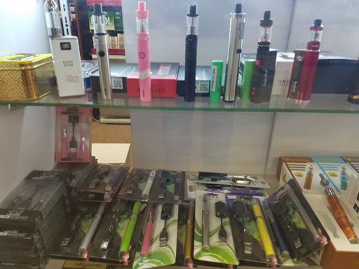 Tobacco Shop «Tobacco Cigar», reviews and photos, 1596 N Farnsworth Ave, Aurora, IL 60505, USA