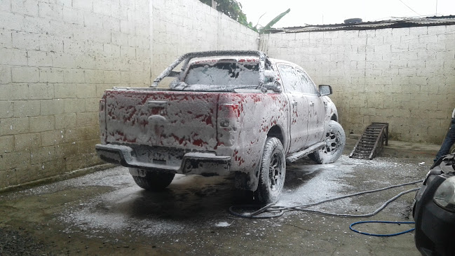 Lavadora De Carros "Doble A" - Servicio de lavado de coches