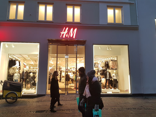 H&M