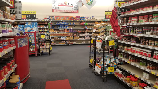 Supermarket «Food King», reviews and photos, 100 E Colonial Pkwy, Devine, TX 78016, USA