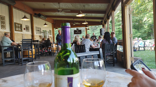 Winery «Paper Moon Vineyards», reviews and photos, 2008 State Rd, Vermilion, OH 44089, USA