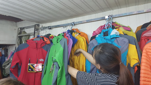Cheap clothing stores Hanoi