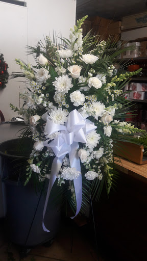 Florist «Fort Myers Flower House», reviews and photos, 3441 Fowler St, Fort Myers, FL 33901, USA