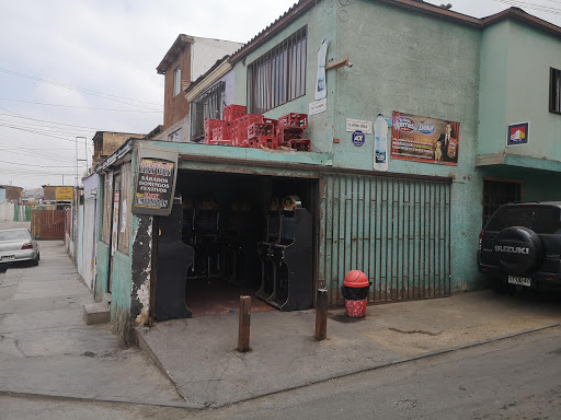 Bazar Y Panaderia Lessi Avelina Alayo Santos E.I.R.L