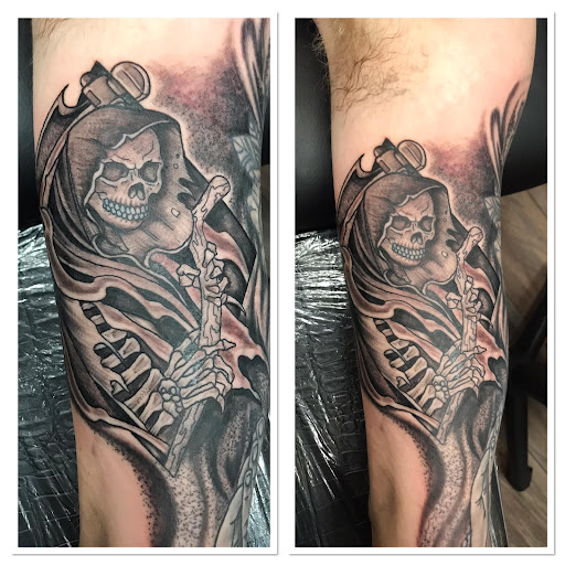 Explore knee ditch tattoo ideas, creative tattoo ideas in Downers Grove, available at Downers Grove Tattoo Co.