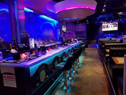 Asian Fusion Restaurant «Trio Club», reviews and photos, 909 E Burnside St, Portland, OR 97214, USA