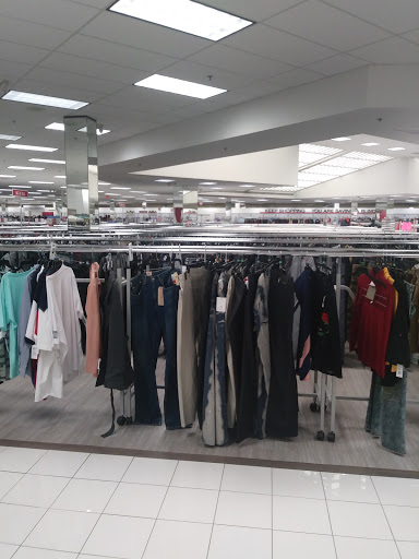 Clothing Store «Burlington Coat Factory», reviews and photos, 3800 US-98 #510, Lakeland, FL 33809, USA