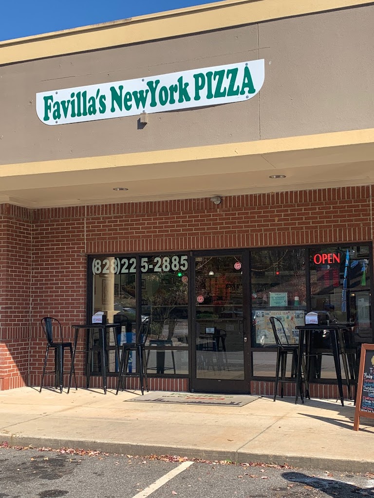 Favilla's New York Pizza 28806