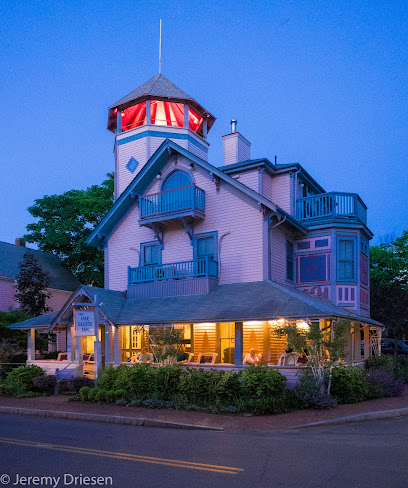 The Oak Bluffs Inn