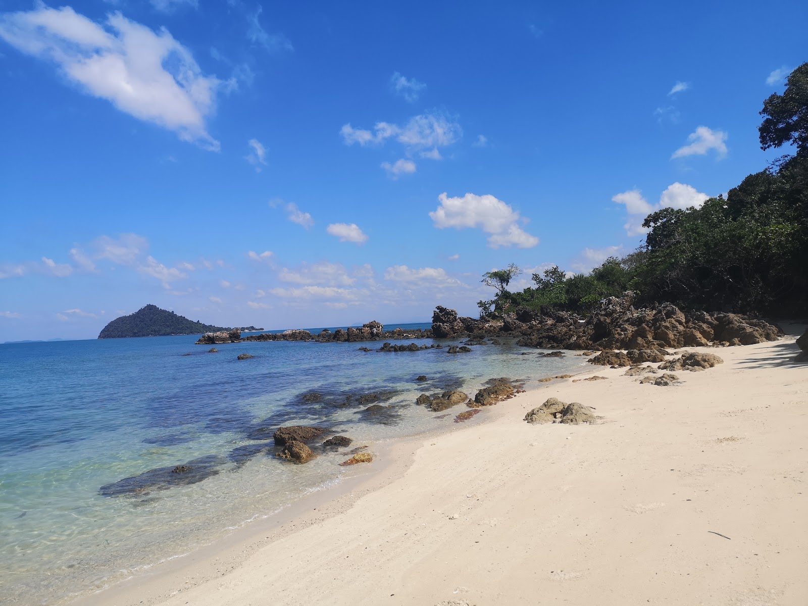 Photo of Koh Bulon Pai Beach - popular place among relax connoisseurs