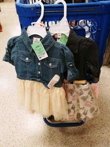 Clothing Store «Ross Dress for Less», reviews and photos, 13855 Outlet Dr, Silver Spring, MD 20904, USA