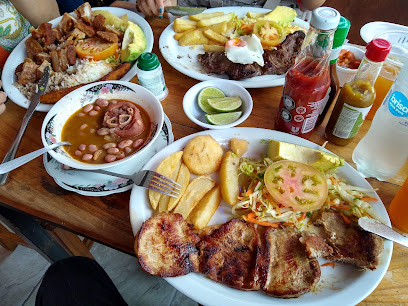 Restaurante La gloria de Gloria - Cl. 37 Sur #35-06, Zona 9, Envigado, Antioquia, Colombia