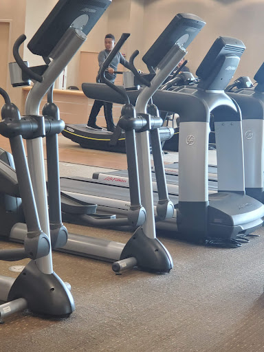 Gym «Life Time Fitness», reviews and photos, 40000 High Pointe Blvd, Novi, MI 48375, USA