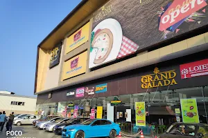 Grand Galada Centre Mall image