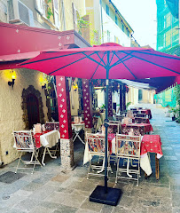 Atmosphère du Restaurant La Taverne Royale à Hyères - n°14