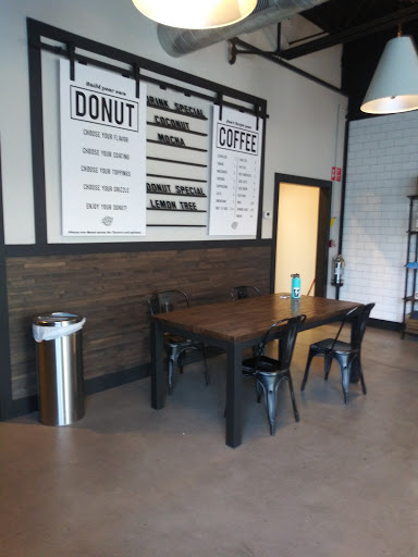 Donut Shop «Metropolitan Donuts and Coffee», reviews and photos, 3070 Lakecrest Cir #600, Lexington, KY 40513, USA