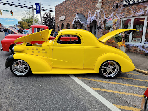 Store «Cahoots-Two Gals General Store», reviews and photos, 53 N Main St #100, Crossville, TN 38555, USA