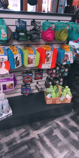 Pet Supply Store «Fuzzybutz Pet Bakery Inc», reviews and photos, 306 State St, St Joseph, MI 49085, USA