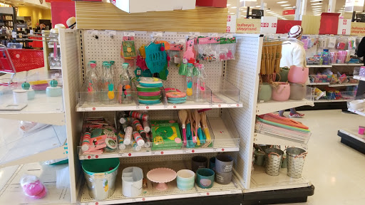 Department Store «Target», reviews and photos, 3955 E Broad St, Whitehall, OH 43213, USA