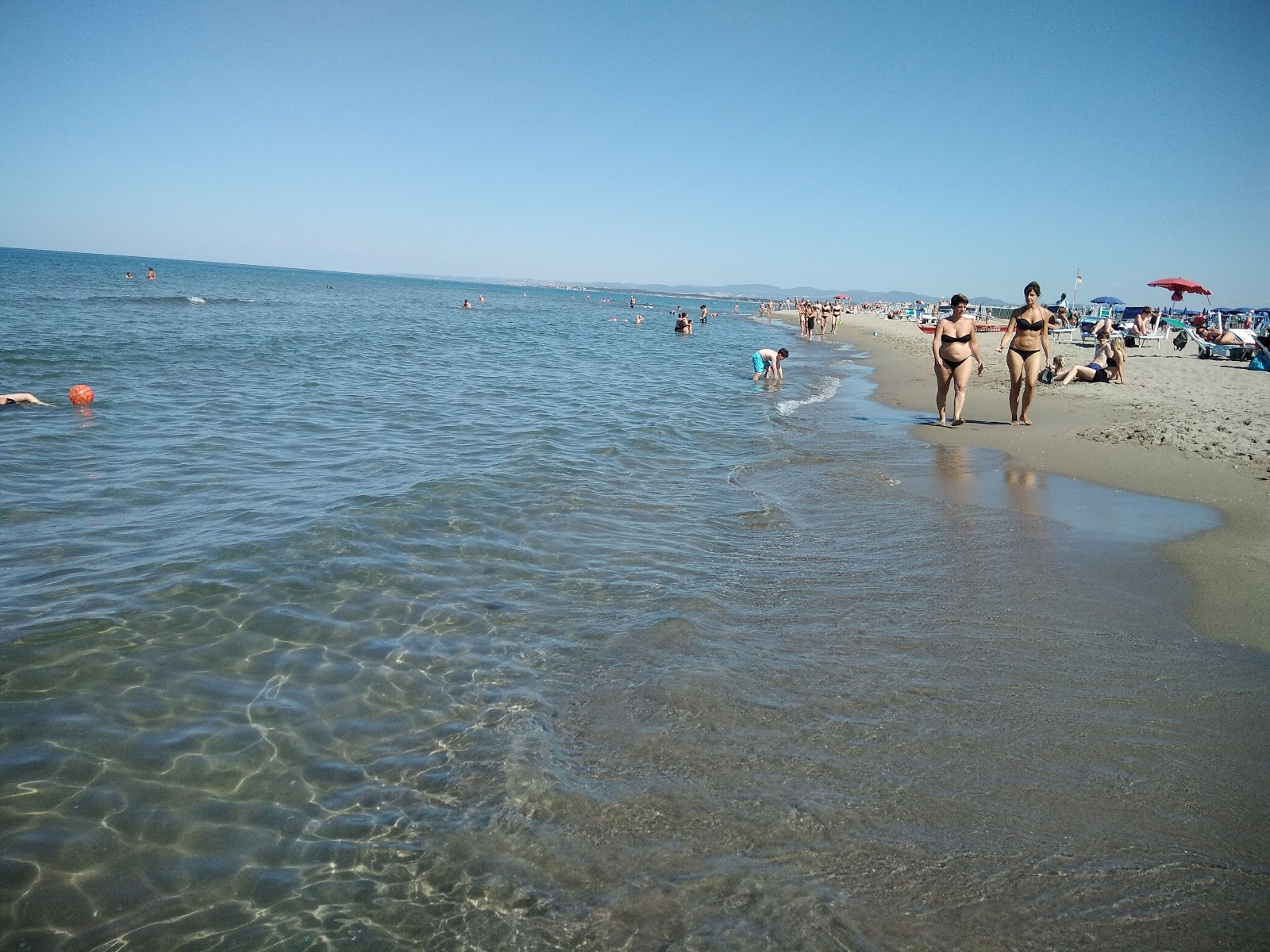 Passo Oscuro Plajı II'in fotoğrafı kahverengi kum yüzey ile