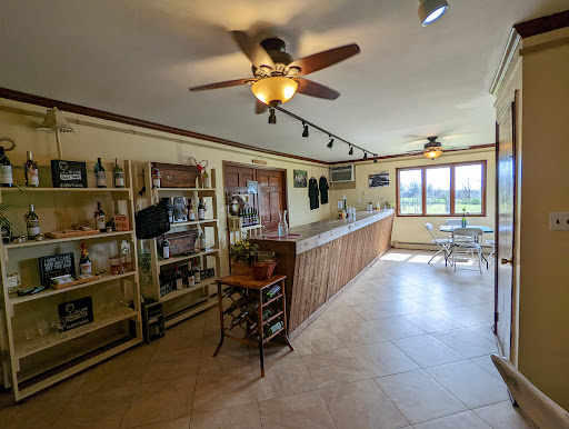 Winery «Four Sisters Winery», reviews and photos, 783 County Road 519, Belvidere, NJ 07823, USA