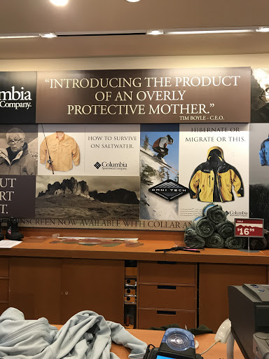 Sportswear Store «Columbia Sportswear Outlet Store at Prime Outlets San Marcos», reviews and photos, 3939 I-35 #340, San Marcos, TX 78666, USA