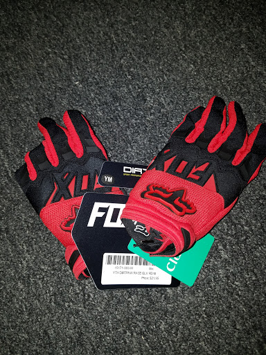 Motorsports Store «Surdyke Motorsports Chesterfield», reviews and photos, 17501 N Outer 40 Rd, Chesterfield, MO 63005, USA