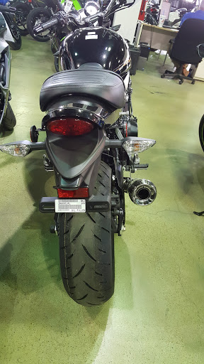 Motorcycle Dealer «Freedom Powersports Farmers Branch», reviews and photos, 13700 N Stemmons Fwy, Farmers Branch, TX 75234, USA