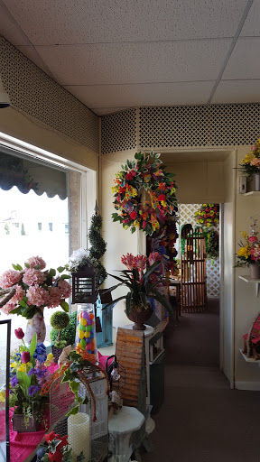Florist «The Flower Shoppe», reviews and photos, 232 Hopkinsville St, Greenville, KY 42345, USA