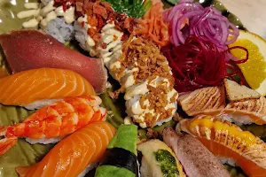 Iveel Sushi image