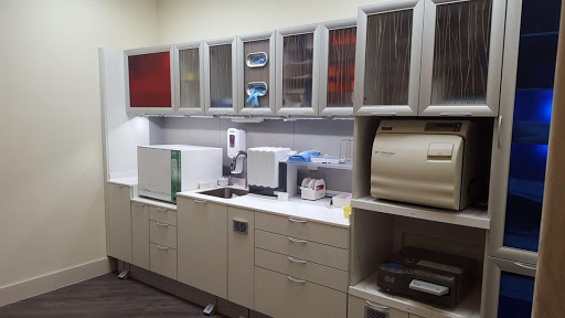 LuxDen Dental Center Photo