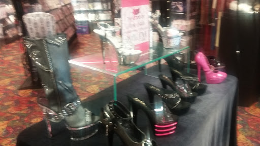 Lingerie Store «The Reddoor II», reviews and photos, 5301 E Independence Blvd, Charlotte, NC 28212, USA