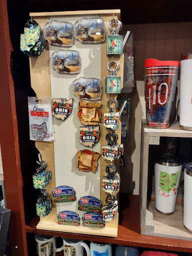 American Restaurant «Cracker Barrel Old Country Store», reviews and photos, 5770 Wilmington Pike, Centerville, OH 45459, USA